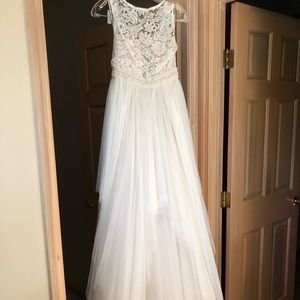 Wedding dress